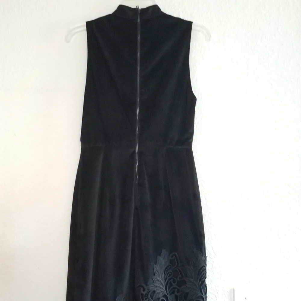 Alice + Olivia Embroidered Lace Velour Dress Size 4 Black - Picture 4 of 10